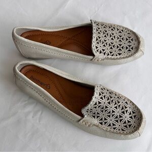 BareTraps Women's Metallic Olanna Loafers, Size 8, White Cream, NWOT